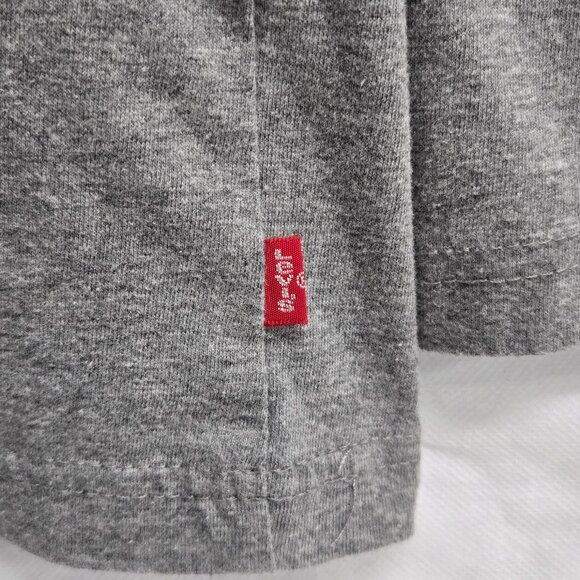 Levi’s Boys Long Sleeve T-Shirt Camo Logo Heather Gray Size 14/16 Graphic Tee - Picture 4 of 9